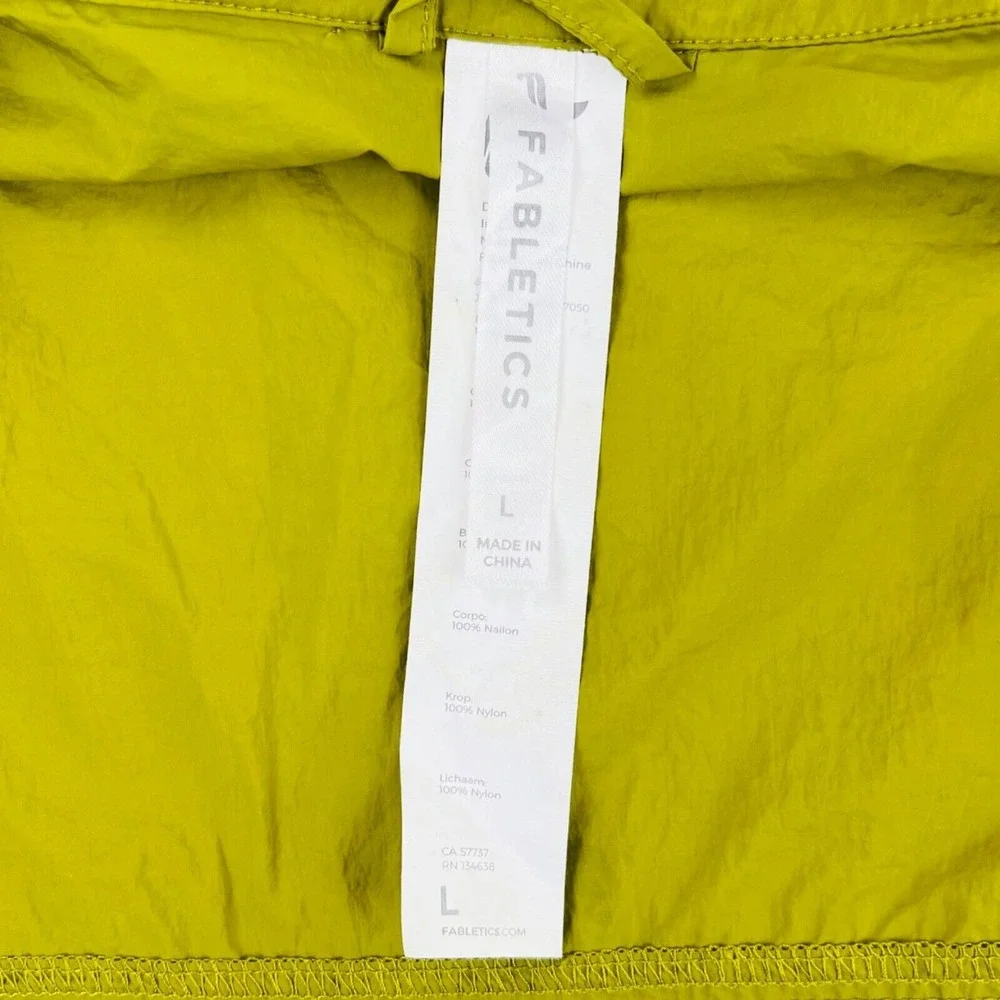 Fabletics Windbreaker Jacket Women's L Green Nylon Malibu Surf Sand Beach Pocket